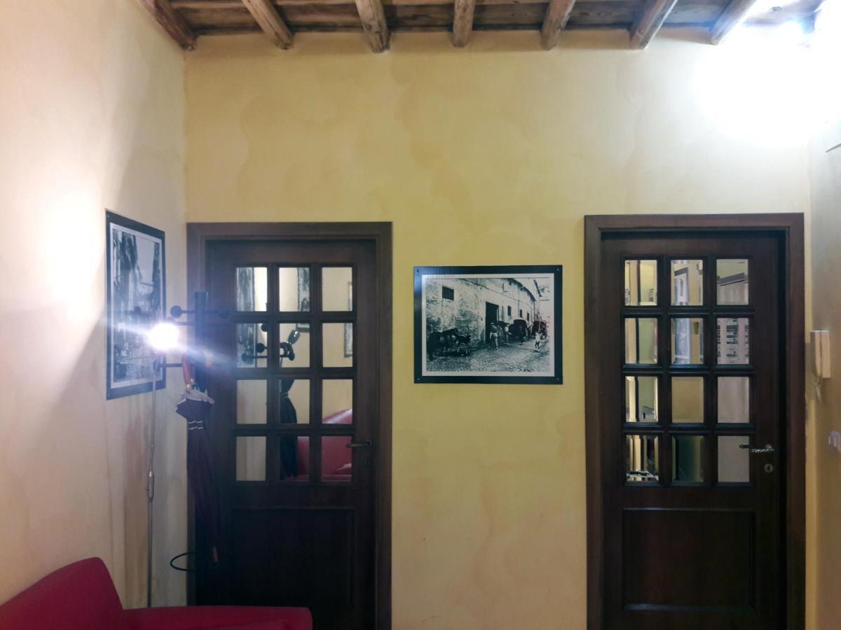 Anastasia - Hidden Balcony Inside Trastevere Apartment Rome Exterior photo